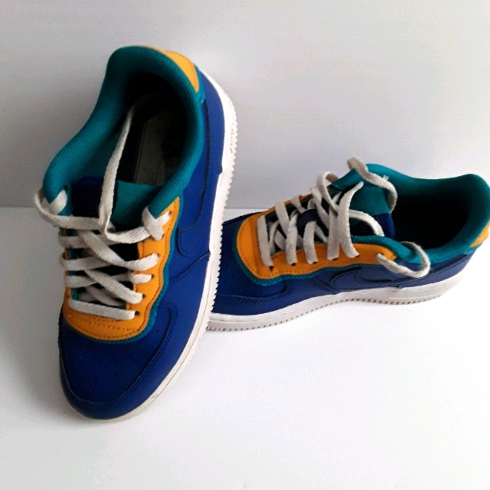 Girls Nike's Air Force 1 size 13c